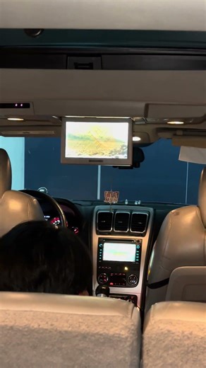 2011 GMC Acadia SLT Infotainment System (DVD)