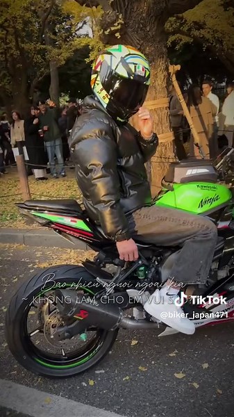 Lá vàng 🍁 sắp rơi hết mà người vẫn ở đây😉. Hẹn mọi người mua thu năm sau nhé 😇#capcut #muathu #bikerboy #canhdep #viral