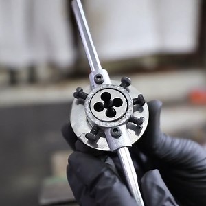 22K views · 400 reactions | DIY workshop solutions, Router jig tutorial, Wooden handle crafting, Wall crack repair, Home improvement, DIY projects, Tool customization, Workshop ideas, DIY tips, Home repair techniques, Woodworking, Painting hacks, DIY tool upgrades | Be Creative | Facebook