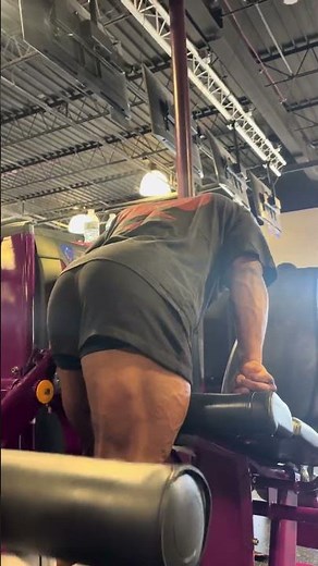 Standing leg curl