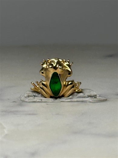Frog Figural Lapel Pin: Gold Tone With Green Stone - 1980s Accessory - Etsy