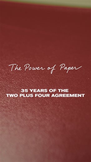3️⃣5️⃣ years ago today, a unified country was created. German Reunification. A day to celebrate. 🇩🇪 But how did it come about? The 2️⃣✚4️⃣ Agreement was the foundation of this reversal of fortune. Student Rosa accompanies Federal Foreign Minister Johann Wadephul on a tour through the Political Archive. The history of reunification demonstrates that the future is made on the streets as well as in diplomatic negotiations and treaties. Both are essential. German Unity Day stands as a reminder tha
