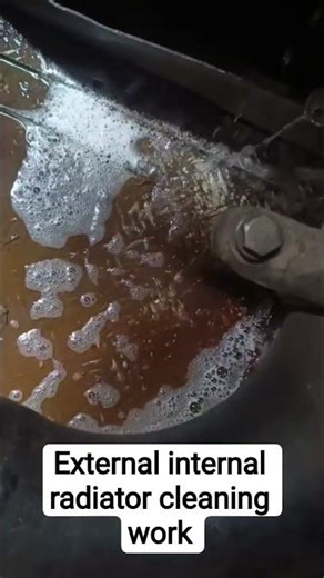 External internal radiator cleaning work going on with greaves 🚂🚂🚂🚂🚂🚂 Full dust.......