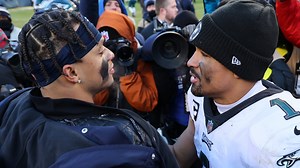 Ex-NFL player argues Justin Fields is a 'better talent' than Jalen Hurts