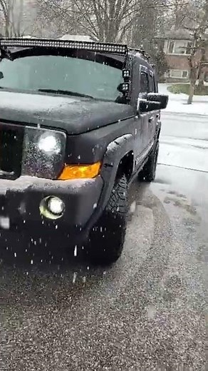 Jeep Commander 5.7l HEMI! HEMI!!