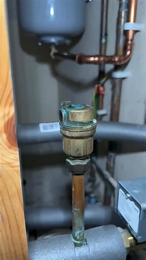 How to fix a leaking air vent like a pro!#facebookreel #facebookviral #trend #plumbing #diy #asmr | Plumbing work