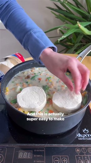 Cozy Vegan Pot Pie 🥧✨ 50-Min Comfort Classic! #VeganPotPie #PlantBasedComfort