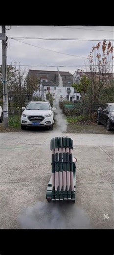 Rocket launcher | Remote-controlled rocket artillery vehicle