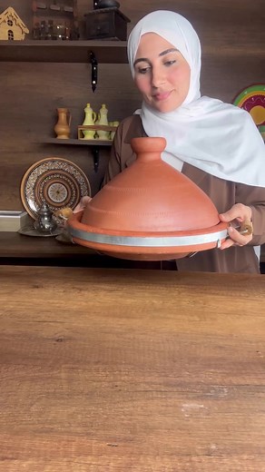 Moroccan Tagine Recipe: Conger with Onion and Raisins