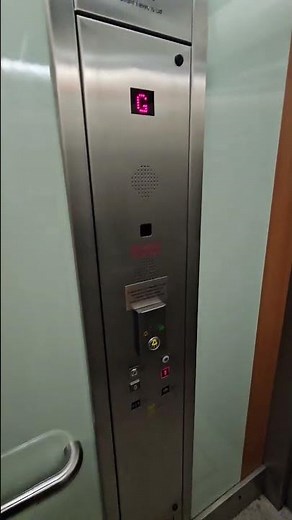 Oakland #lift #elevator At Next Ayr Central Ayr