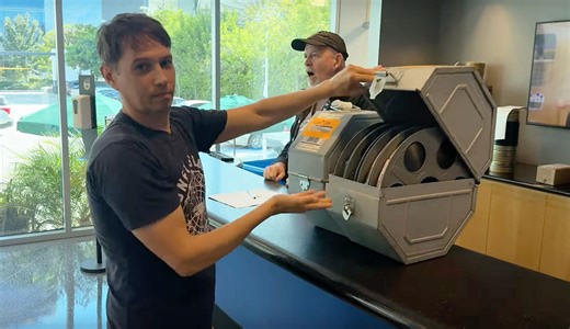 Watch: Filmmaker Sean Baker Shows How 35mm Film Prints Are Made | FirstShowing.net