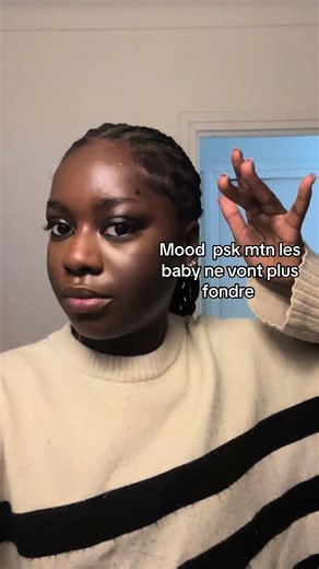 Comment faire des baby hairs pour un chignon parfait