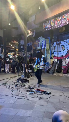 kurang afdol kalo belum bawain interlude ini November rain - @Guns N’ Roses 🎥video by@assal_jepret01 #fyp #gitar #slash #gunsnroses #novemberrain