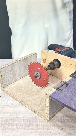 Make a wood cutter using an electric drill