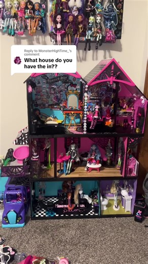 Replying to @MonsterHighTime_ its a house I got off Facebook market place and I redid it and made it a Monster high Doll house !! #monsterhigh #fyp #dollcollector