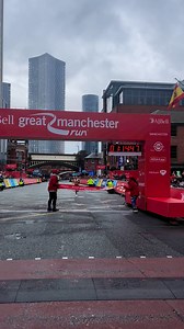 YES! 🙌 Check out Eleanor Baker’s amazing half marathon finish line moment at today’s AJ Bell #GreatManchesterRun! 🏃🏽‍♀️🏃🏽‍♀️ | Great Manchester Run