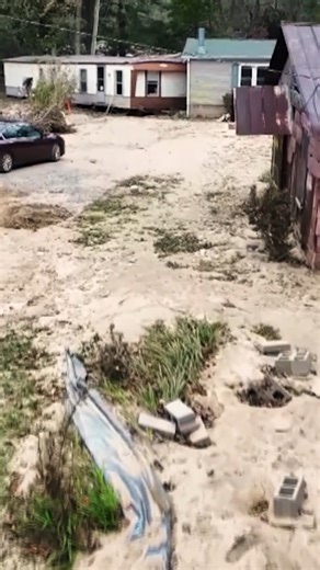 159K views · 4.4K reactions | #Helene's flooding rain wrecked the mountain town of Swannanoa, NC. The Hensley family lost three homes when the Swannanoa River surged to an all-time high. Now they are left with the overwhelming task of figuring out what's next. : Charles Peek - Weather Reporter/Photographer #NorthCarolina #news #HurricaneHelene | Pattrn | Facebook