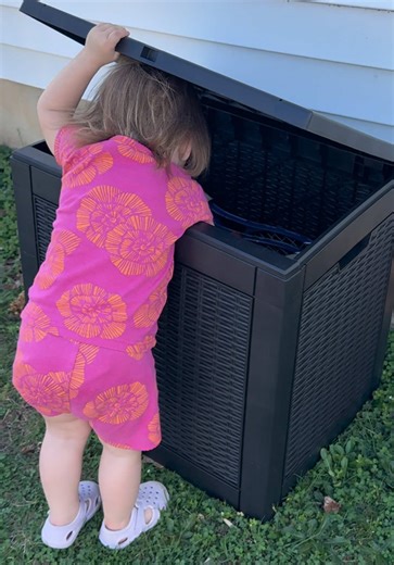 So glad we decided to get this 13 gallon storage container for outside! #storageforoutside #outsidestorage #storagecontainers #withlid #tiktokshop