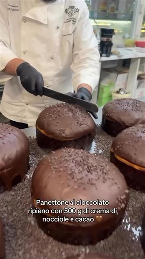 Italy 🇮🇹 Benvenuti a tutti! on Instagram: "All we need for Christmas is this decadent chocolate and nocciola filled panettone shared with the ones we love … 🎅🎄🇮🇹 📍Italy, Italia 📸 @elisa.biagiotti Follow @italy 🇮🇹 Buon Natale a tutti voi! ❤️"