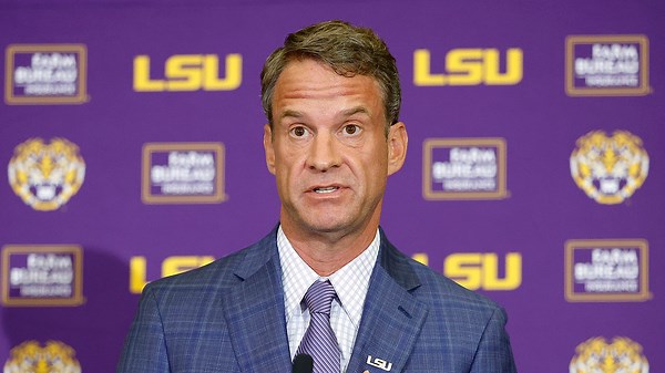 Lane Kiffin leaves Ole Miss for LSU, Should he have switched before the playoffs? | The Herd