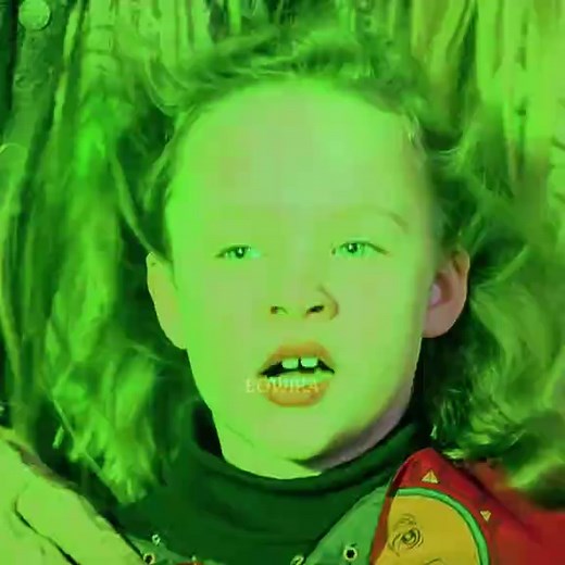 Hocus Pocus, 1993🎃 song Róisín Murphy - Ramalama (Bang Bang) #HocusPocus #HocusPocus1993 #WinifredSanderson #BetteMidler #SarahSanderson #SarahJessicaParker #MarySanderson #KathyNajimy #Sandersonsisters #sistersSanderson #witch #witches #darkromance #darkmovie #MovieNight #halloweenmovie #halloween