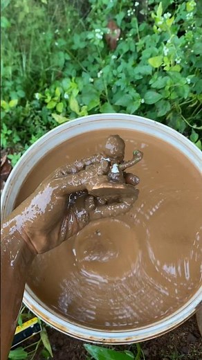 Cleaning funny frog asmr satisfying mud #asmr #asmrsounds #satisfying #relaxing