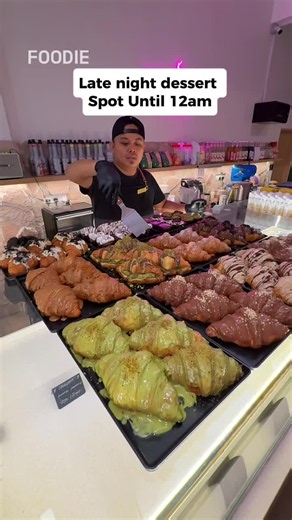 Warong Dessert Perbadanan Islam Larkin — Late Night Dessert Spot in JB
