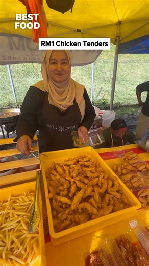 Best Food Malaysia on Instagram: "RM1 Chicken Tenders? 😱🍗 📍In front of 99 Speedmart Taman Ukay Perdana ⏰ 11AM - 6PM (Sunday closed) 🎥@ndlhaisyah"