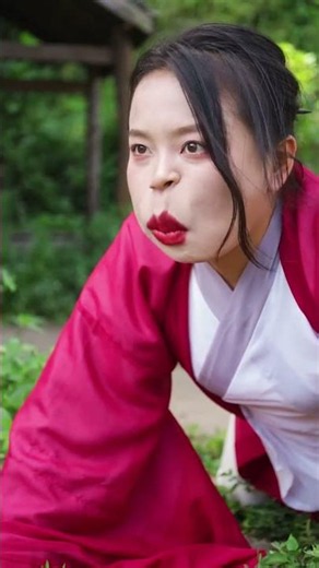 The Zen Stick Is Used To Chop Peppers, And The Toad Kung Fu Is Used To Peel Garlic!