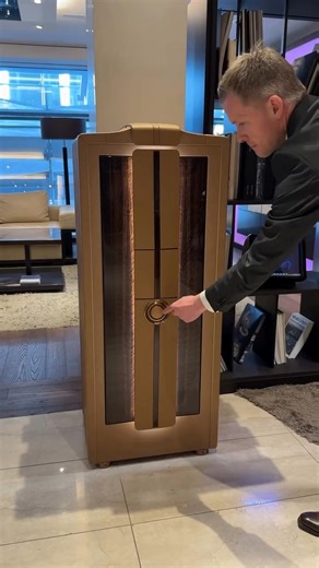 813K views · 4.8K reactions | What collectibles would you store in here? 樂 Let us know below! Email us at Sell@Goldin.com to consign your Collectibles to one of our upcoming Auctions! : thegoodlifeinc IG | Goldin | Facebook