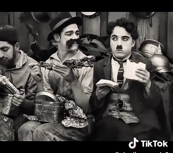 #foryoupage #fyp #viral #charlie_chapli_comedy_classic_cinema_wintagehollywood_movies#usa