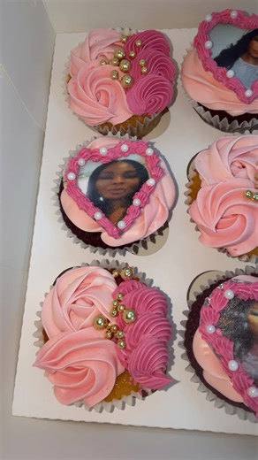 A cute little picture cupcake #cupcake #picture #fyp #pink #foodtok