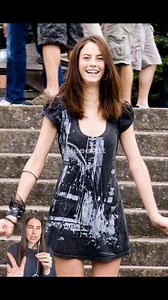 341K views · 8.3K reactions | Mucho "indie sleaze" y "brat summer" pero no veo a nadie hablando de los outfits icónicos de esta REINA! Hablemos de los vestuarios de Effy Stonem, de la serie Skins | Lefty | Facebook