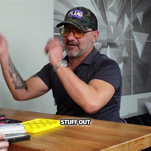 Clever Weed Storage: From Old Packaging to Organized Box #shorts