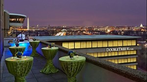 Rotating rooftop restaurant reopens in Arlington's Crystal City