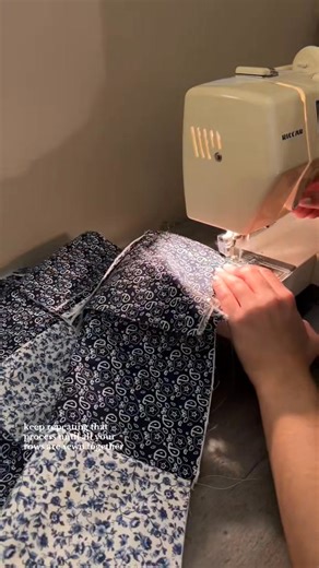 73K views · 1K reactions | Part 2 | Replying to @danicarlsen full sewing tutorial for my american flag rag quilt! ©Lauren Lieser  #beginnersewing #ragquilt #quilt #easysewing #sewingtiktok #diyproject #fourthofjuly | Olivia | Facebook