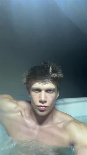 varis 🇦🇱 (@v.varis)’s videos with original sound - choafanclub