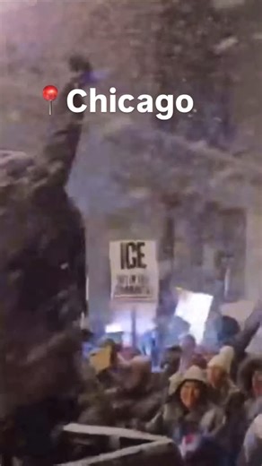 Chicago Fights Back on Instagram: "Whiteout conditions did not stop Chicagoans from showing up downtown on Friday 1/30 to show their support for Minnesota, their own communities, and the entire nation. the passion as they assembled and took to the streets was undeniable, their voices rising in unified determination. #chicago"