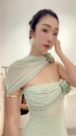 360 reactions · 46 shares | Pretty in Alara Dress | Oía Studios | Facebook