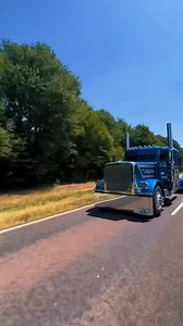 The best jake brake sound ever. Legendary big ring #american_trucks #trucks_usa_ #jakebrake #trucker #trucking #truckerlife #truck #truckdriver #trucks #travel #peterbilt #kenworth #truckinglife #trucklife #usa #transportation #freightliner #logistics #truckdaily #bigrig #driver #photography #truckstop #volvo #texas #photooftheday #nashville #roadwarrior #volvotrucks | American Trucker