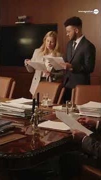 USCIS Halts Green Cards for Refugees. New Policy Explained