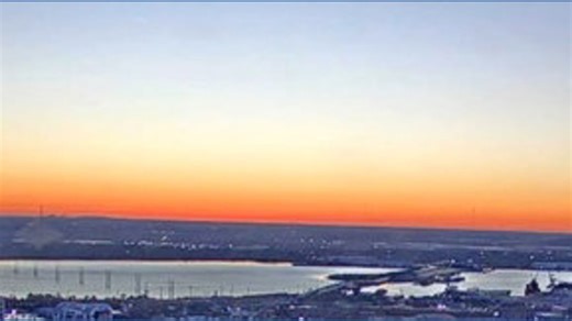 ONE LAST TIME ☀️ Take a look at a time-lapse of the last 2025 sunrise over Tampa. | 10 Tampa Bay