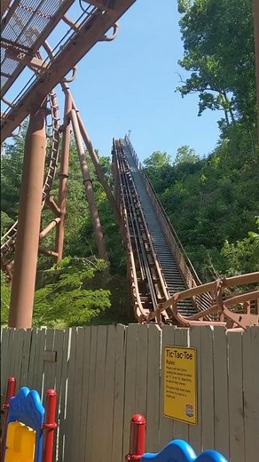 Tennessee Tornado at Dollywood in Pigeon Forge, Tennessee! Triple-Looping Roller Coaster! 🌪