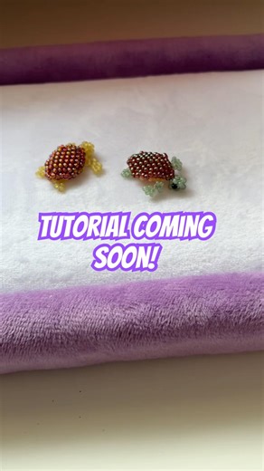 Beaded turtle, full video tutorial coming soon! #beading #beadedanimals #beadingtutorial #seedbeads