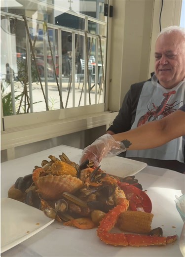 Experience the Best Seafood Boil in Malta