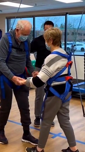 Love your life with the Solo-Step safety overhead system! Our overhead track and balance system allows your patients to:  Eliminate the fear of falling down  Use the system with 100% safety from any fall related injury  Challenge themselves with advanced therapies! #solostep #physiotherapy #SkilledNursing | Solo-Step Fall Protection for Rehab | Facebook