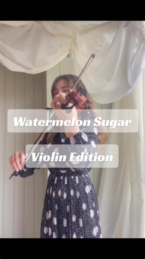 I can tell a lot from a bride/groom/guest depending on if they request Harry Styles at their event 🍉 This was for a lovely charity event last year where I got to see so many gorgeous faces who I’d seen over the past 2 years! Always grateful for any booking ♥️ #watermelonsugar #harrystyles #violin #wedding #cover