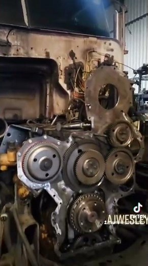 Caterpillar 3406E head gasket replacement
