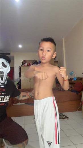 ✨ups ✨ #funny #papaleben #humor #reiseabenteuer #travel #memes #dad #baby #karate #comedy