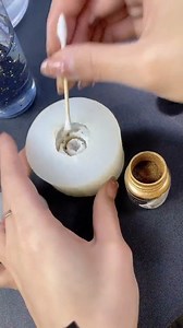 735K views · 10K reactions | Resin Art Tutorial #diy #handmade #handcraft #diycrafts #AmaZing #diycrafts #handcraft #diyresin #topvideo #digitalcreator #resinart #ashtray #craft #decorative #resinartist #glitter #fbreelsviral | Hand-Beauty | Facebook